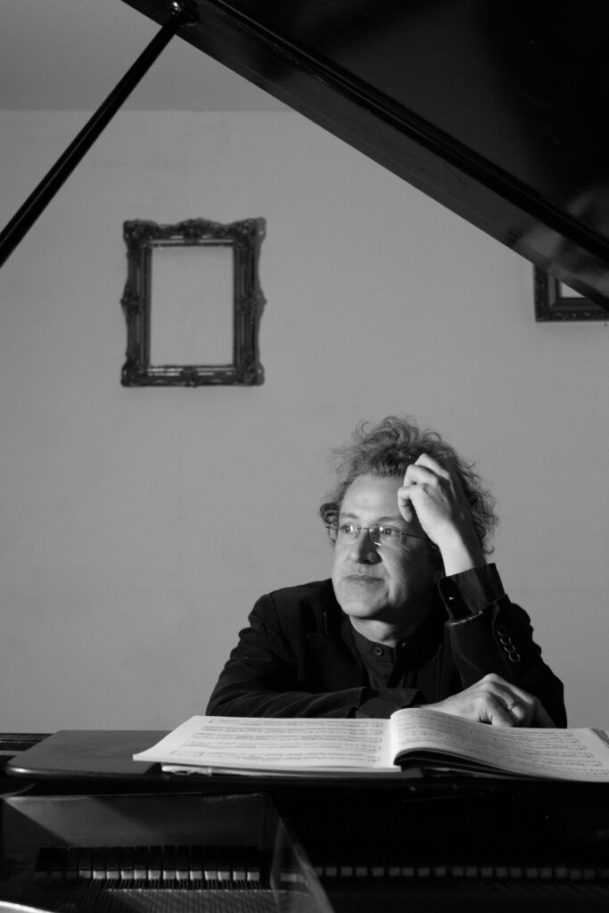 Kozma Kristóf zongoraoktatás Budapest